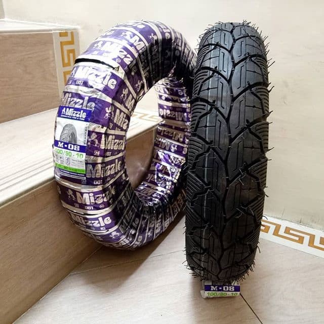 Ban vespa mizzle M 8 ring 10 100/90 bkn delitire swallow maxxis irc