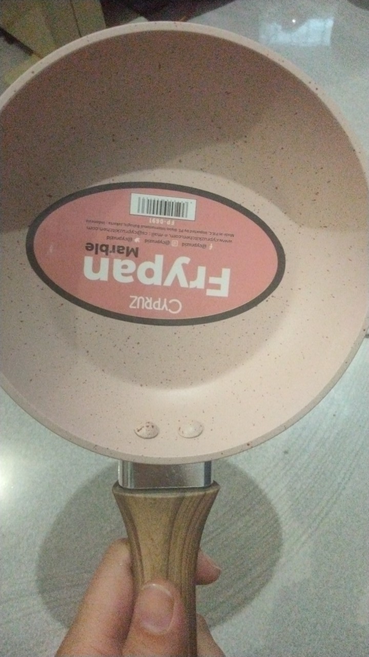 Fry Pan Wooden Touch