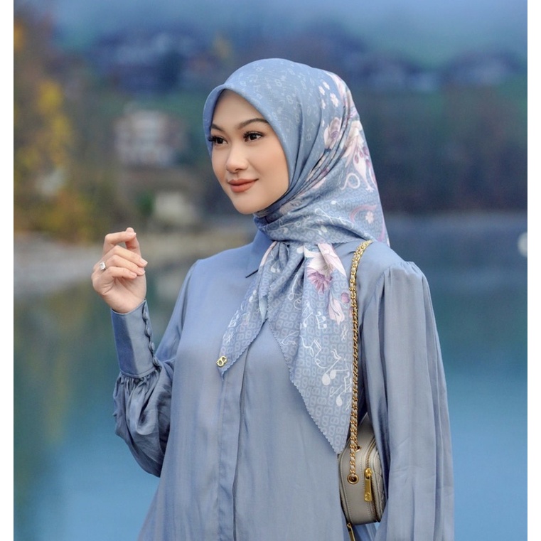 The nada series cis buttonscarves