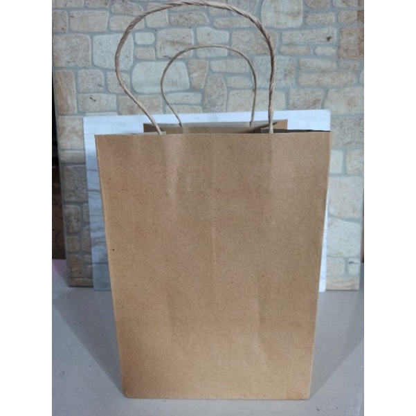 

Paper bag cokelat tali (4cup) uk. 28x20x20 ( min.pembelian 1 pcs)