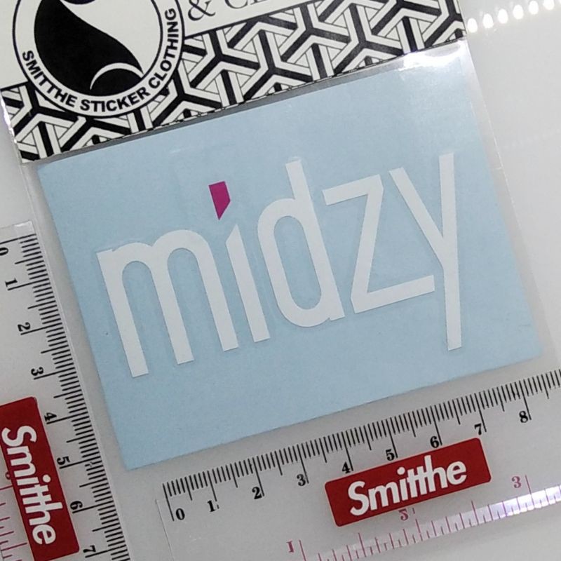 Stiker ITZY MIDZY Logo 2W Cutting Sticker KPOP aksesoris Motor Mobil