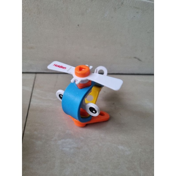 puzzle mobil - bongkar pasang obeng mobil - kidzu bento - hokben hoka hoka bento - puzzle kit Norimo