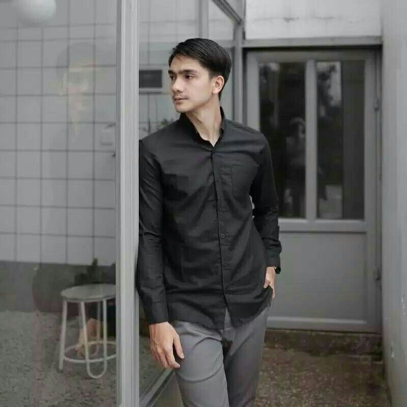 kemeja cowok polos pria lengan panjang slimfit hem pria kantor hitam navy putih maron Army