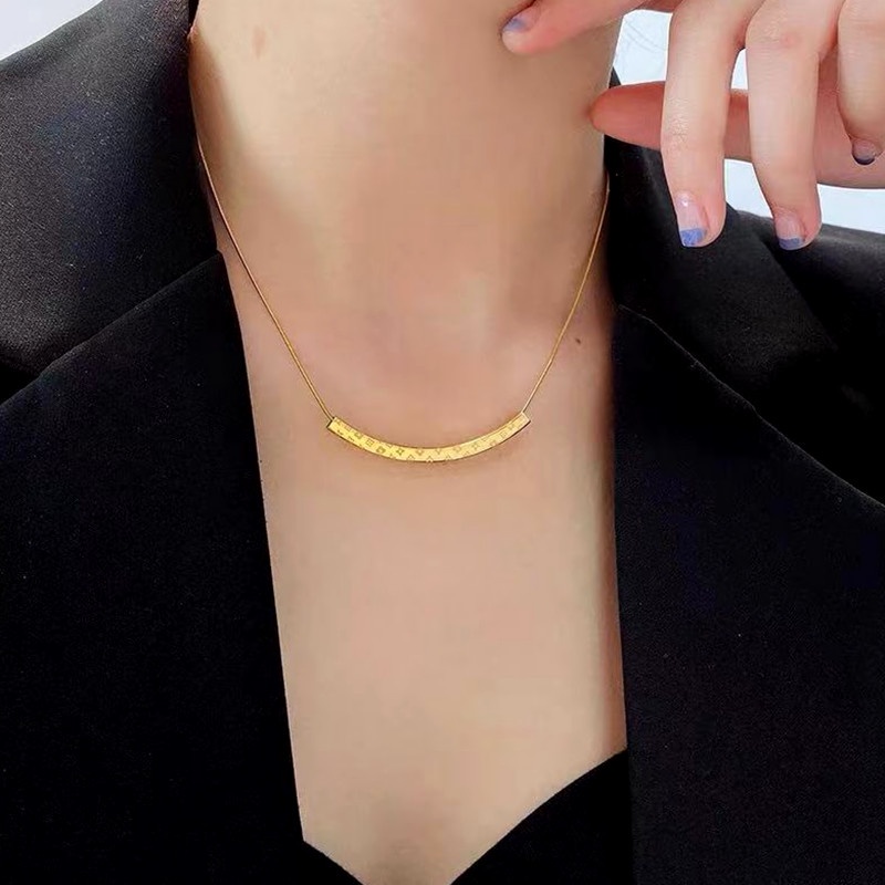 Kalung Titanium Anti Karat Emas 18k simple Senyum korea Aksesoris Wanita