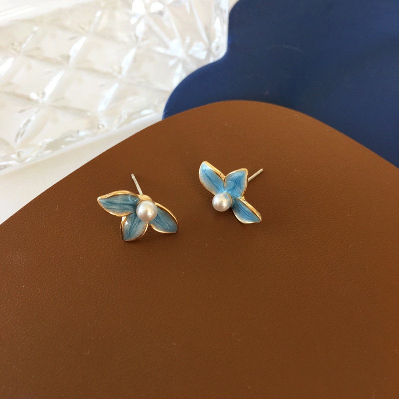 Anting Tusuk Gantung Desain Bunga Hias Mutiara Warna Biru Gaya Simple Cantik Untuk Wanita