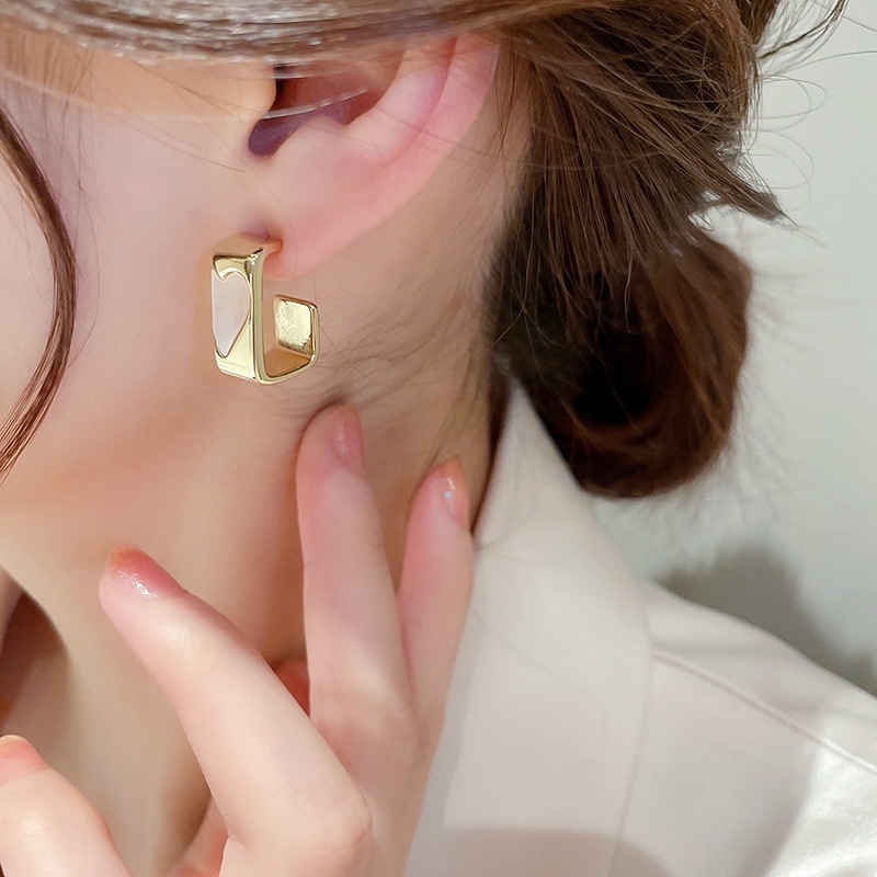 Anting Bentuk Kotak Bahan Metal Gaya Korea Untuk Wanita