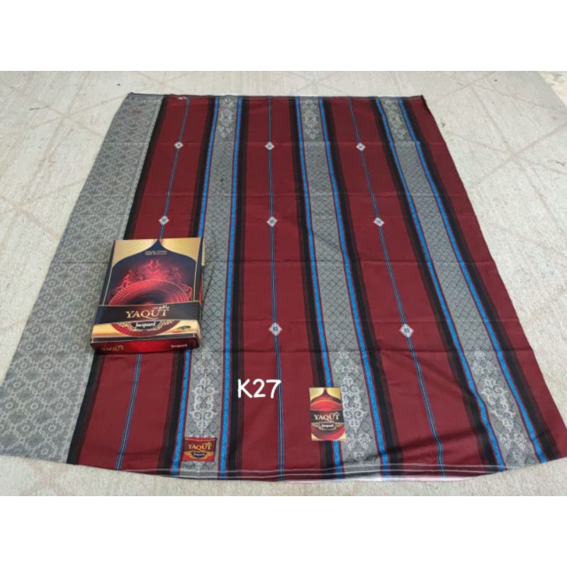 sarung Yaqut jaquard