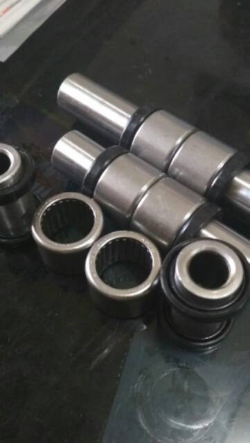 Bos monosohck CB150R