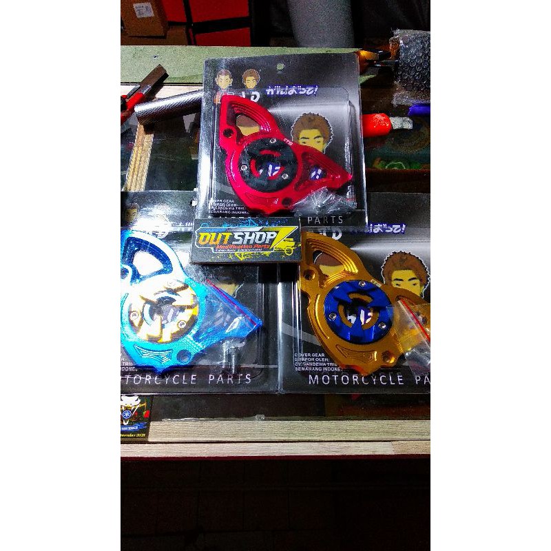 COVER GEAR DEPAN VIXION