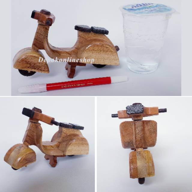 Miniatur Motor Vespa Kayu Hiasan Ruangan Rumah Koleksi Pajangan Kamar Anak Laki Cowok Dekorasi Meja 