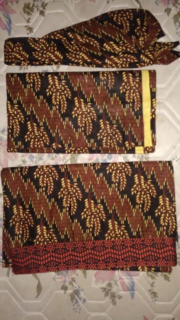 Set Couple Batik Bordir ( Saput Udeng Dan Kamen)