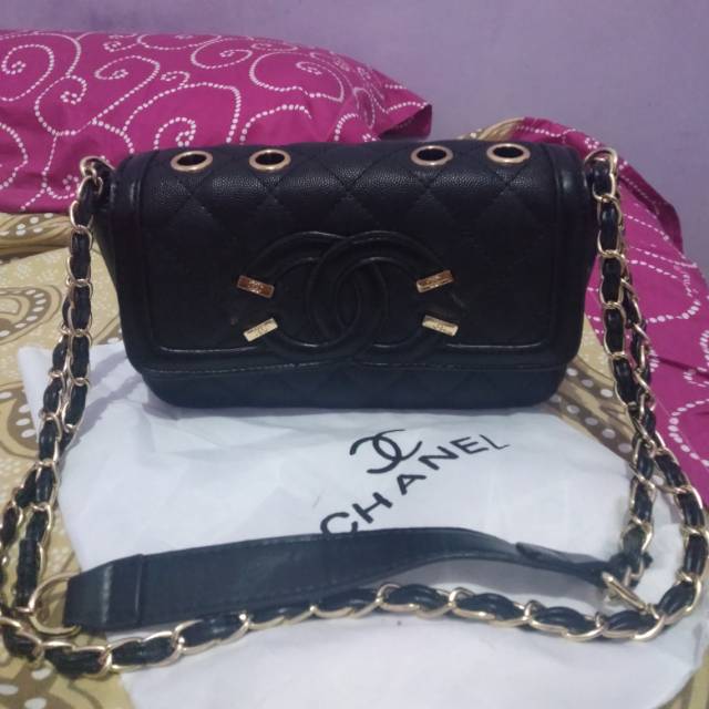 Tas sling bag chanel