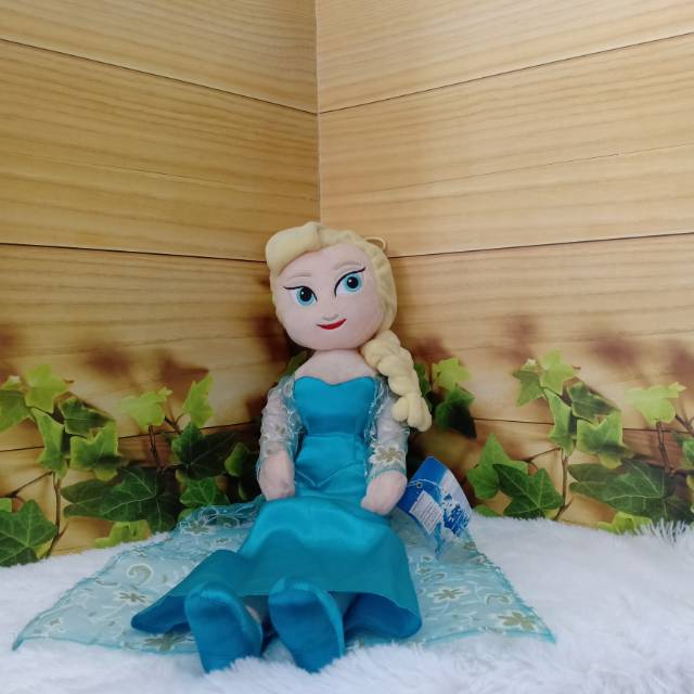 Boneka frozen