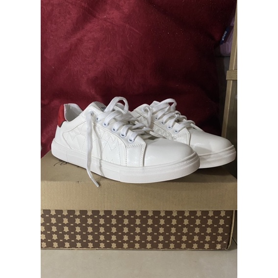 BRAND NEW MILLIOT&CO. X DISNEY SNEAKERS (HARGA PRELOVED)