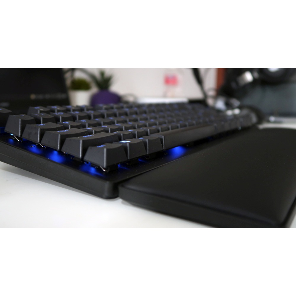 Razer Huntsman V2 Tenkeyless Optical Gaming Keyboard TKL