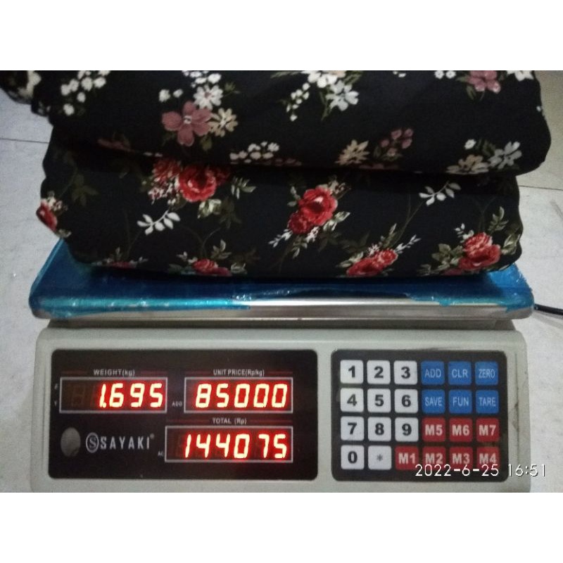 Kain Shakila Motif Kiloan