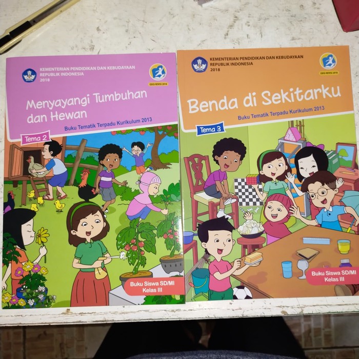 1 paket buku tematik kelas 3 tema 2,3, untuk SD / MI
