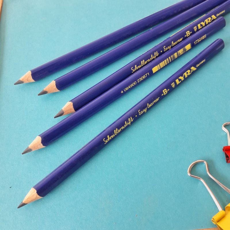 

Pensil Lyra Easy Learner Grade B