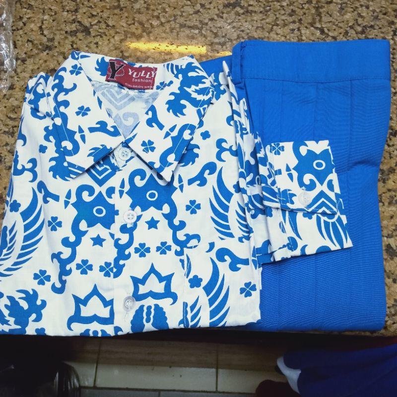 kemeja batik Garuda biru,hijau, seragam sekolah anak paud,TK batik Garuda panjang