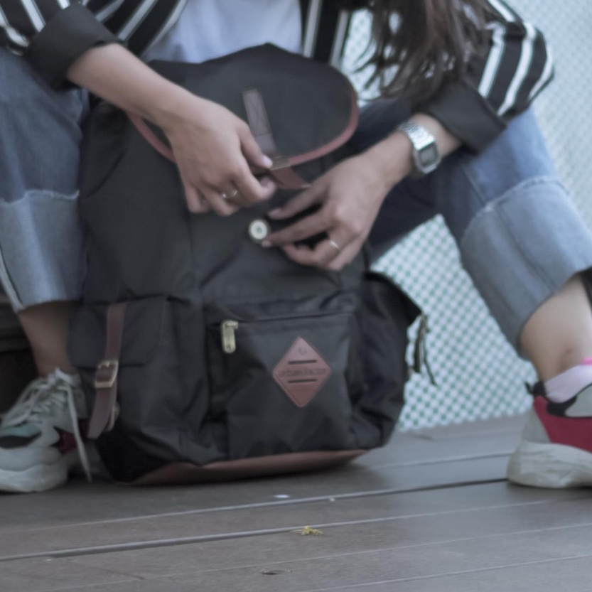 HOLIDAY BLACK |ManNeedMe x URBAN| Tas Ransel Punggung Pria Wanita Backpack ORIGINAL