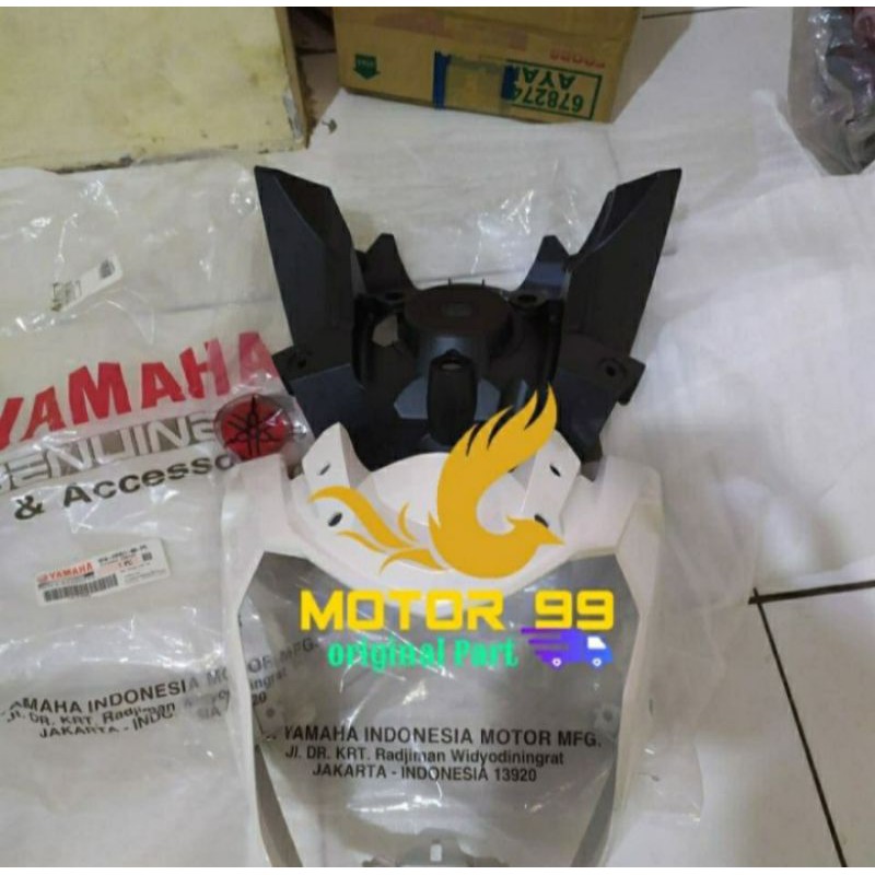 Batok depan belakang set Vixion new nvl putih ori ygp