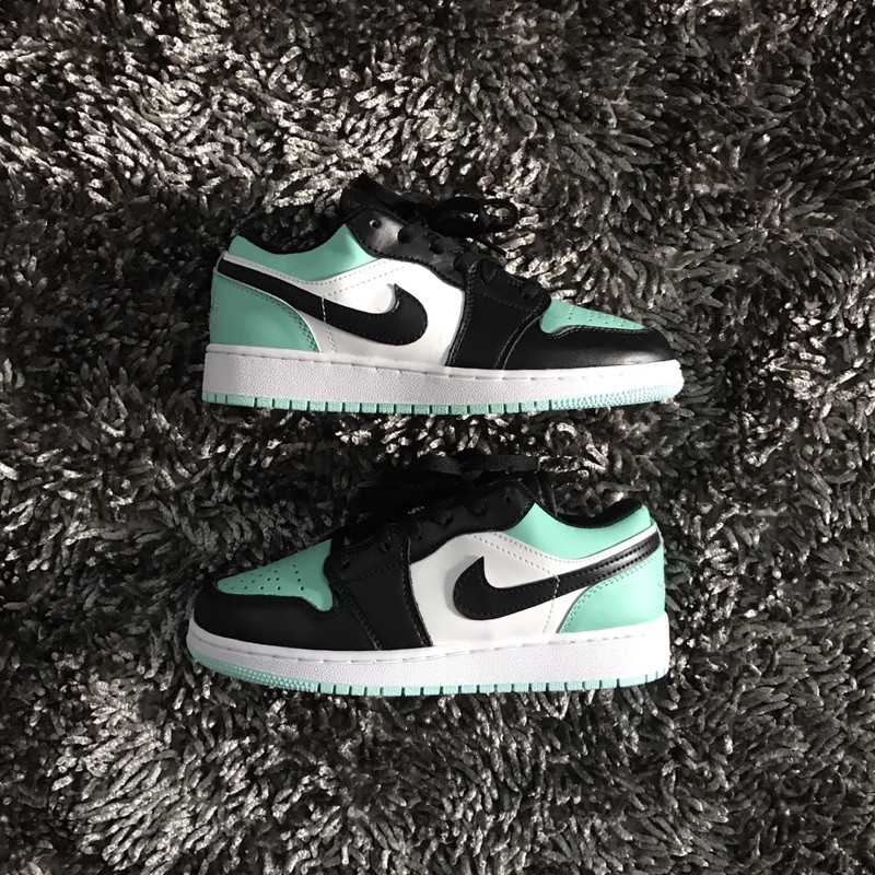 jordan 1 emerald