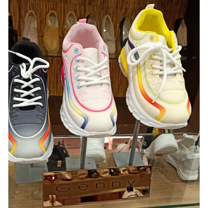 SEPATU SNEAKERS WANITA BRAND GENNY