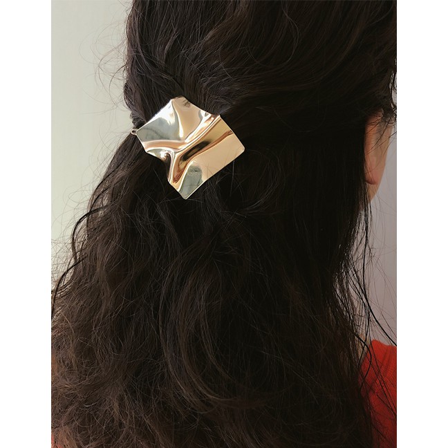 LRC Jepit Rambut Fashion Golden Irregular Square Metal Geometric Hair Clip F6193X