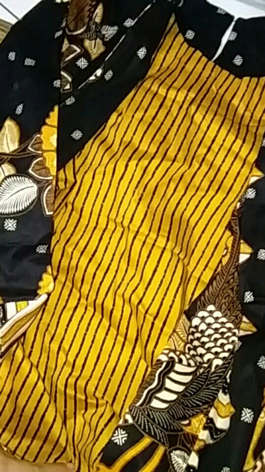 Mia - Busan Blouse Batik Wanita