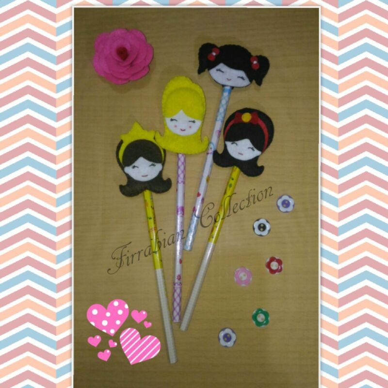 

Pensil Karakter Cantik / Pensil Murah / Pensil Flanel
