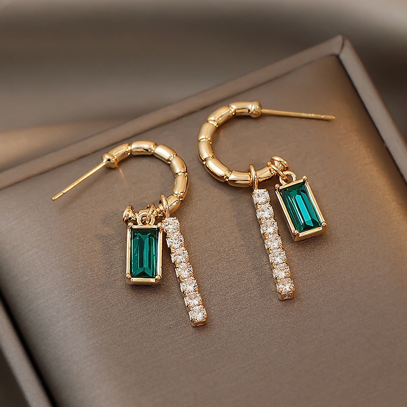 Fashion Geometric Hollow-out Micro-inlaid Zircon Rectangular Emerald Stud Earrings for Party Accessories