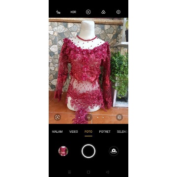 Atasan gaun kebaya modern