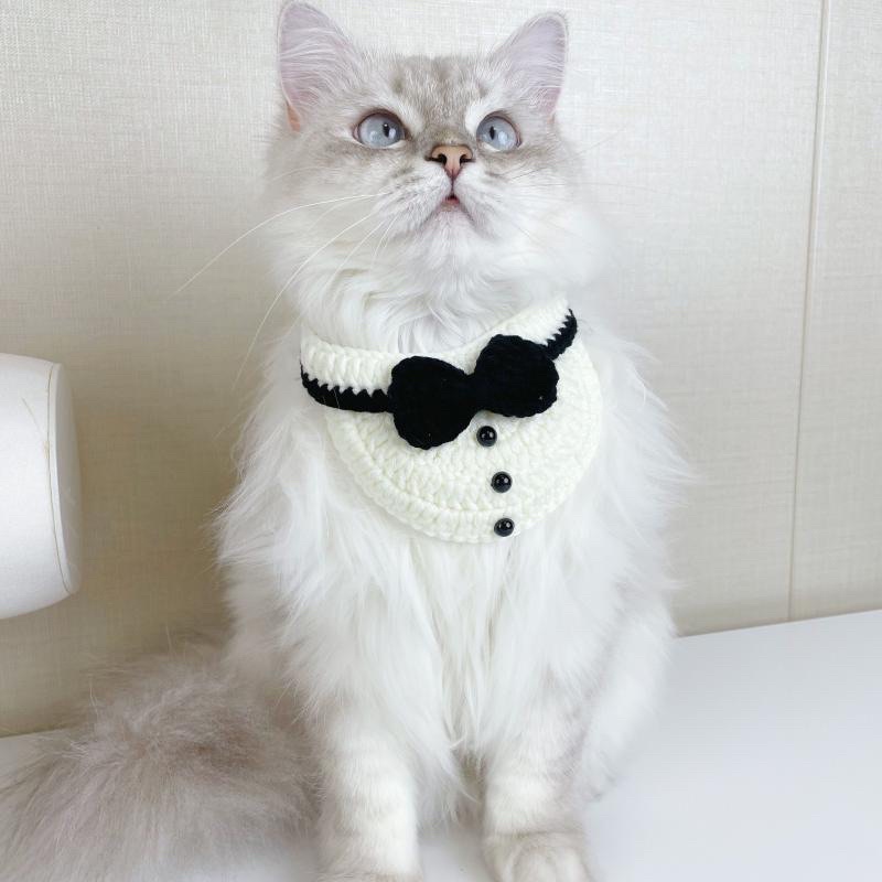 Korea tuxedo knit bib