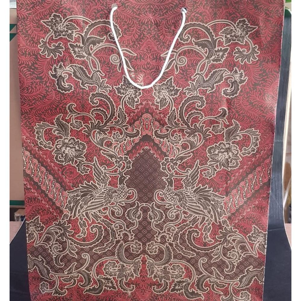 

Paper Bag Batik / Tas Kertas Batik Size L Uk. 40X30X12 Cm Isi 12 Pcs