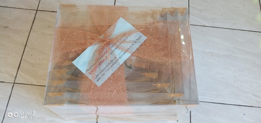 Box Seserahan 1 Set Isi 5 Sudah Termasuk Bunga, Tile Dan Sudut Ukir