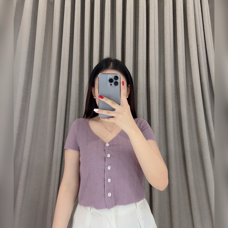 Lucy button crop / Crop top wanita / atasan crop kancing