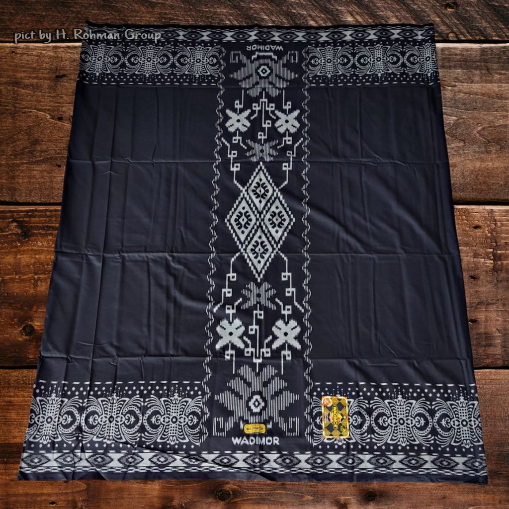 Sarung Wadimor Hitam Motif Bali Dewasa Original