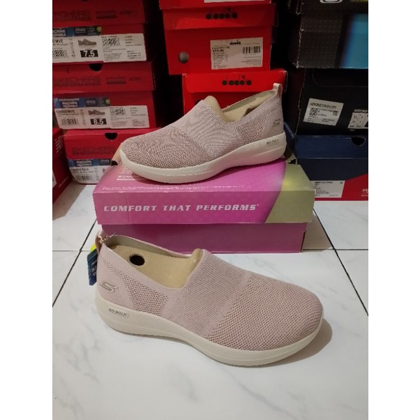 Skechers 124601/LTPK Go Walk Stability