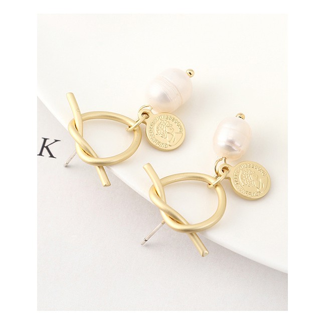 LRC Anting Tusuk Fashion Gold Plated Gold Heart-shaped Pearl Cutout S925 Silver Needle Earrings Y628