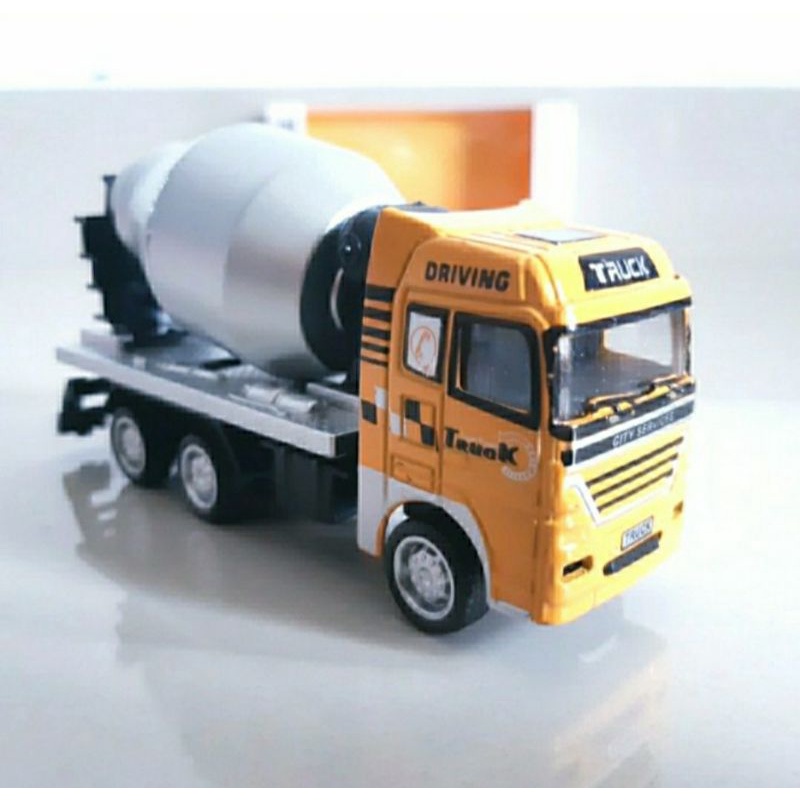 DIECAST MINIATUR MOBIL TRUCK MOLEN SKALA 1:64/DIECAST TRUK MOLEN MIXER