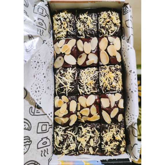 

Spesial Promo Fudgy Brownies 20x10 cm