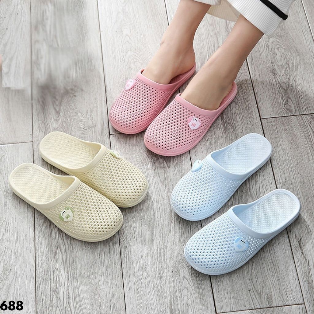 SANDAL RUMAH WANITA SELOP NYAMAN DAPUR TOILET MAMA ANTI LICIN KARET IMPORT EMPUK 688