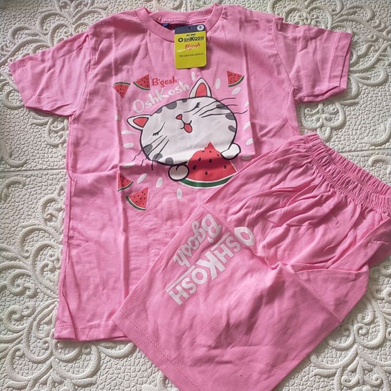 SETELAN KAOS ANAK PEREMPUAN//Size 246810//USiA 1 - 8 tahun.