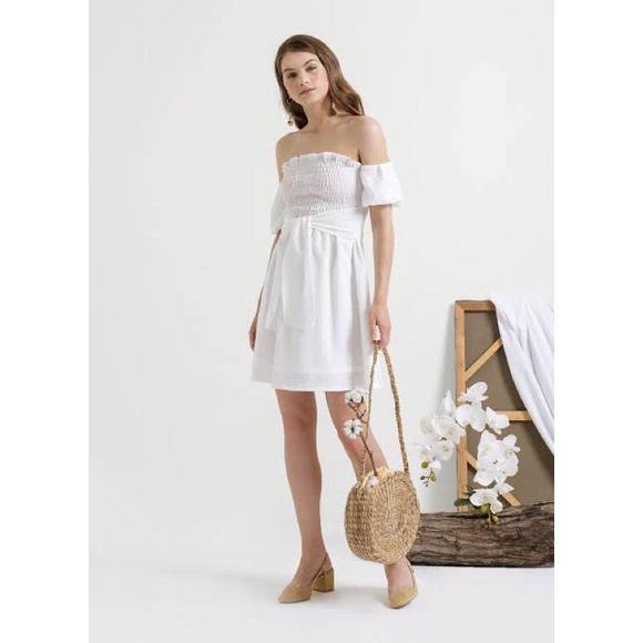Cloth inc off shoulder white dress / mini dress putih / dress pantai / santai