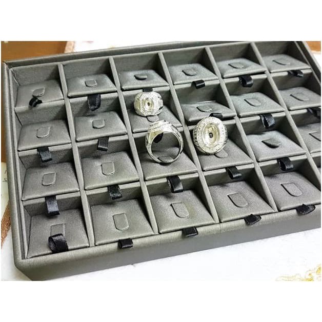 Kotak Cincin Kotak Perhiasan Kotak Pajangan Rak Etalase Toko Rak Susun
