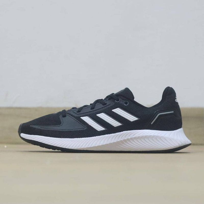 harga adidas run falcon