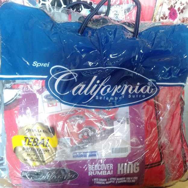 Bedcover + Sprei Rumbai California 180x200 King Size 180 Mickey Classic Bc 180 - Tikus Hitam