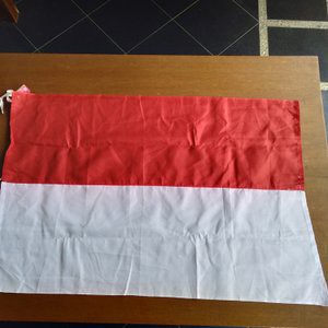 Tictac  Bendera Kampung Merah Putih Ukuran 60 X 90 Cm JP