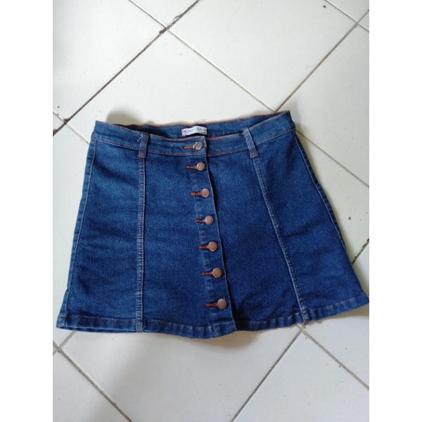 Preloved rok celana jeans Ckey jeans