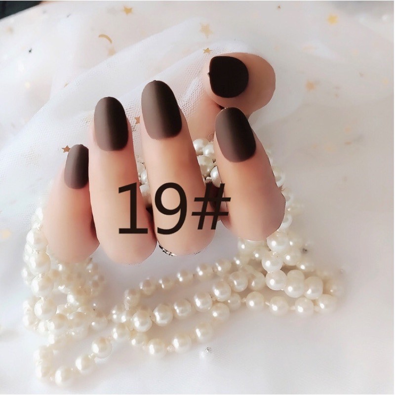 (11-30) 24pcs SHORT ROUND MATTE FAKE NAILS/ kuku palsu matt oval pendek kupal doff pendek bulat